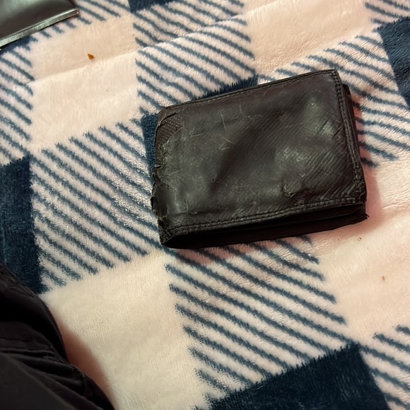 Wallet - Picture 3 of 3